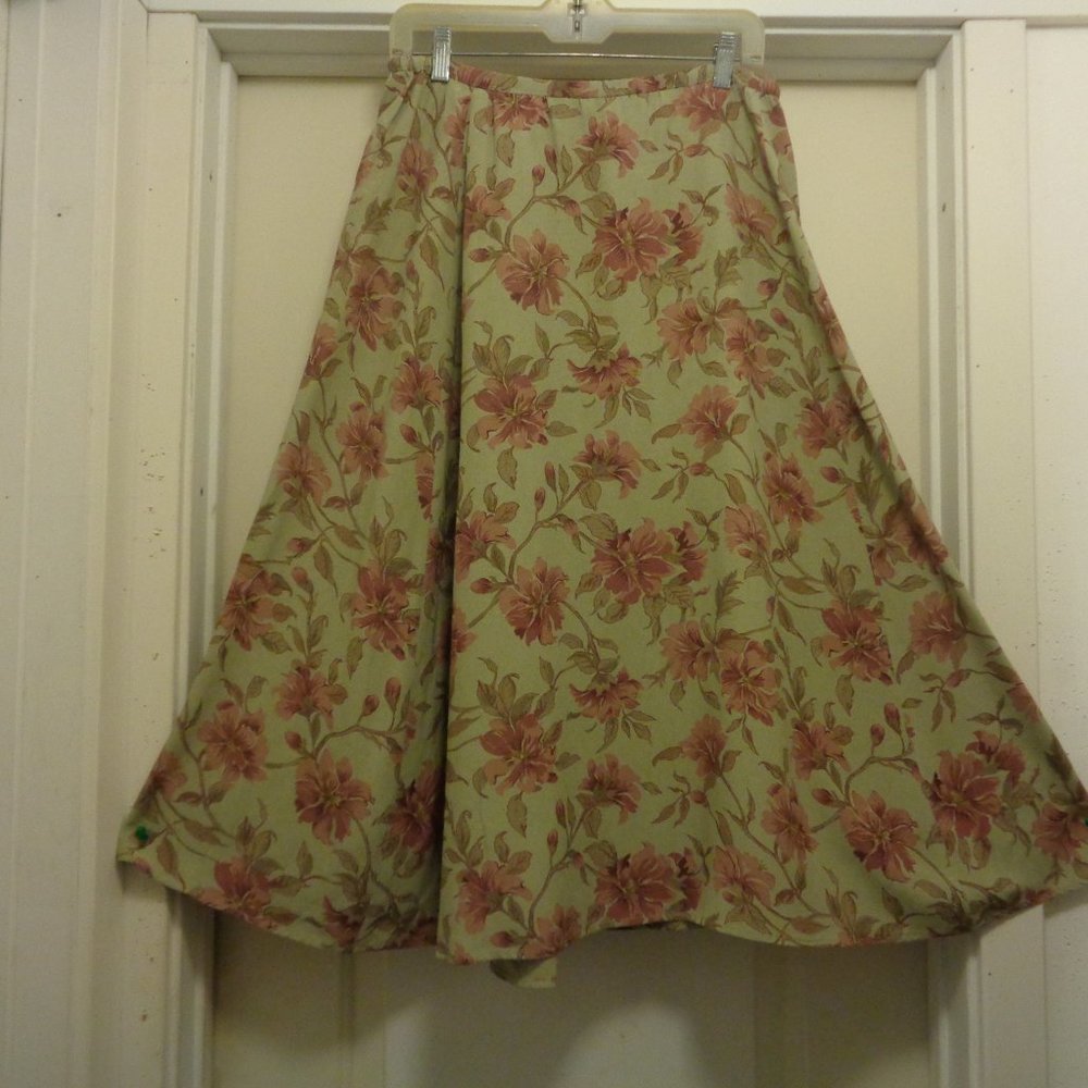 VINTAGE COTTAGECORE OLIVE FLORALS MIDI SKIRT 10